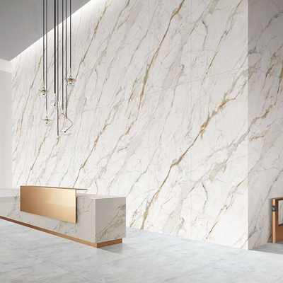 Modelo continuo Los azulejos de losas de mármol de gran formato para paredes y pisos de fondo de hoteles