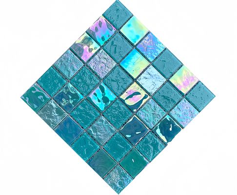 Tejas de mosaico de vidrio de onda azul del mar eleva tu piscina con estilo de villa de porcelana