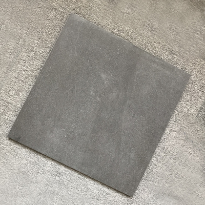 Interior de tráfico pesado azulejos de suelo de porcelana vitrificada en color gris oscuro 600 x 600mm