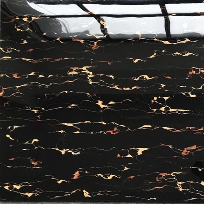 Tejas de suelo de porcelana brillante negro con venas doradas no resbaladizas y diseño de pared 3D