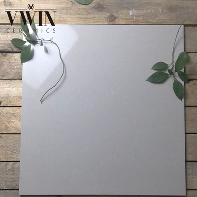 Tejas de suelo de cerámica vitrificada de doble carga de vidrio blanco para cocina y baño